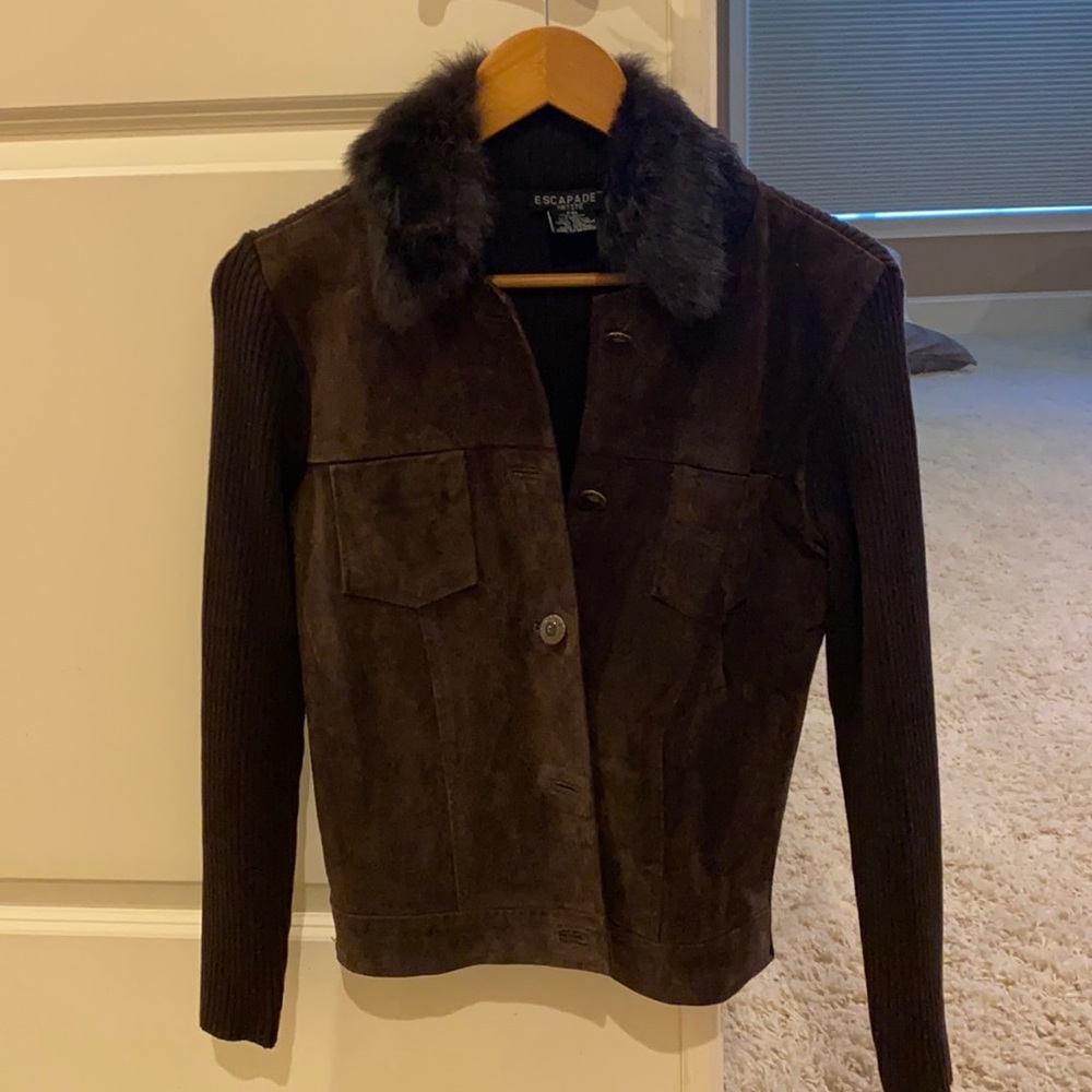 Suede jacket with sweater material